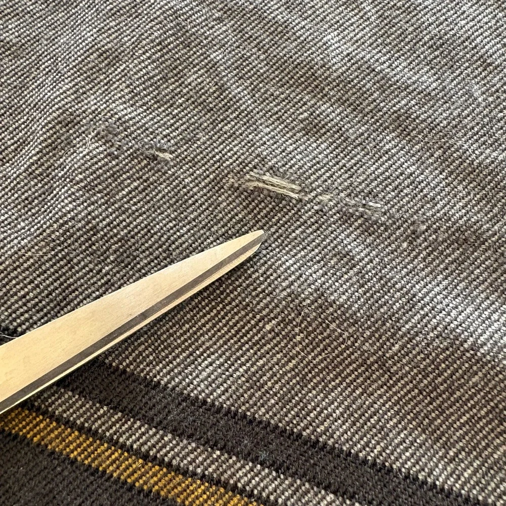 Set/2 Scarves, Banana Republic and Express